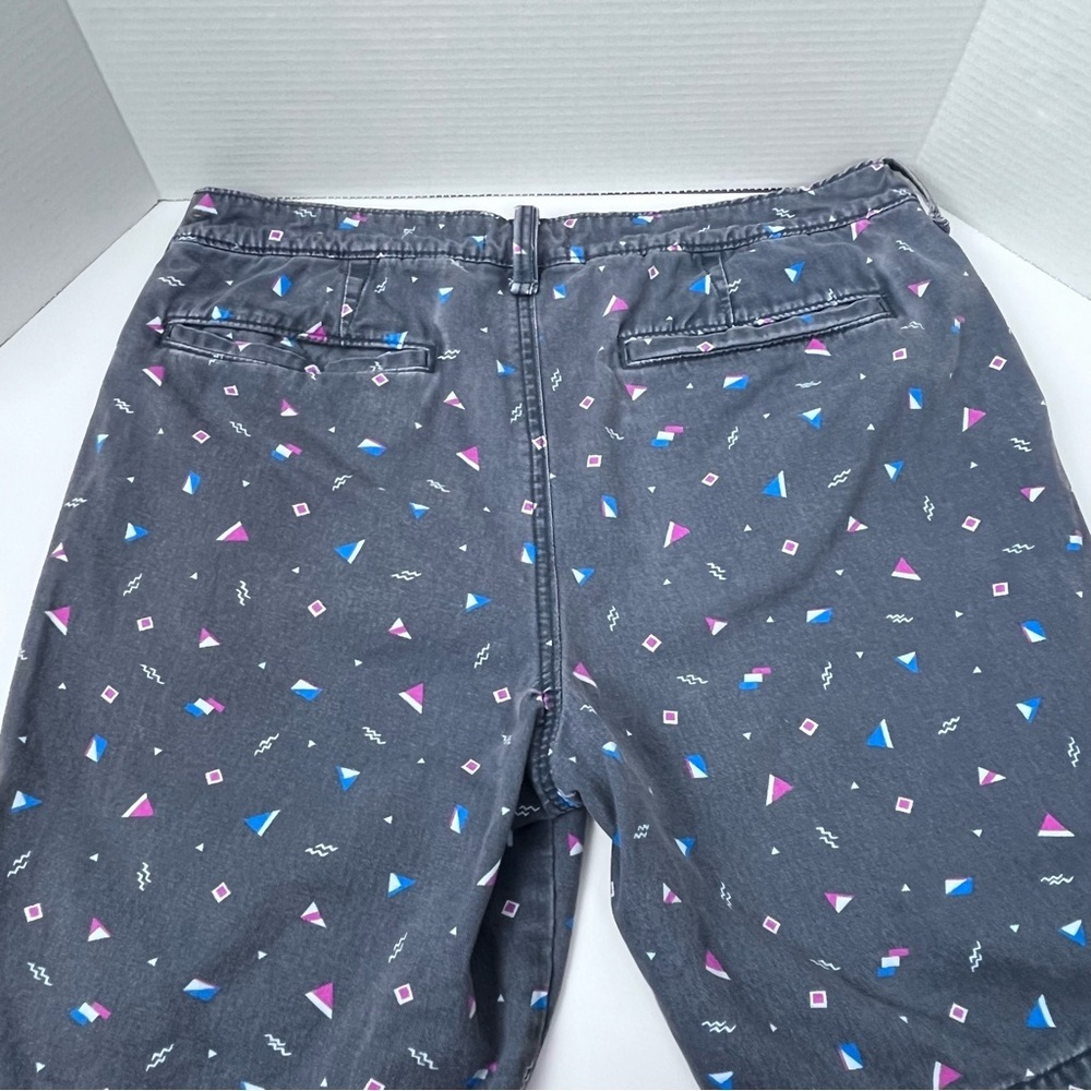 Hollister Men's 80's Allover Print 100% Cotton, Button Fly Shorts Size 34; Party - Picture 7 of 13